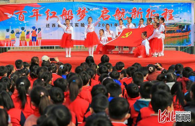 解锁有趣问题,尽在情侣该怎么坚持异地恋?异地恋该怎么维持感情?